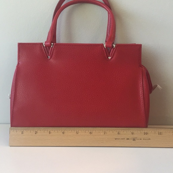 ✨HP✨ Beijo red purse NWOT - Picture 2 of 3